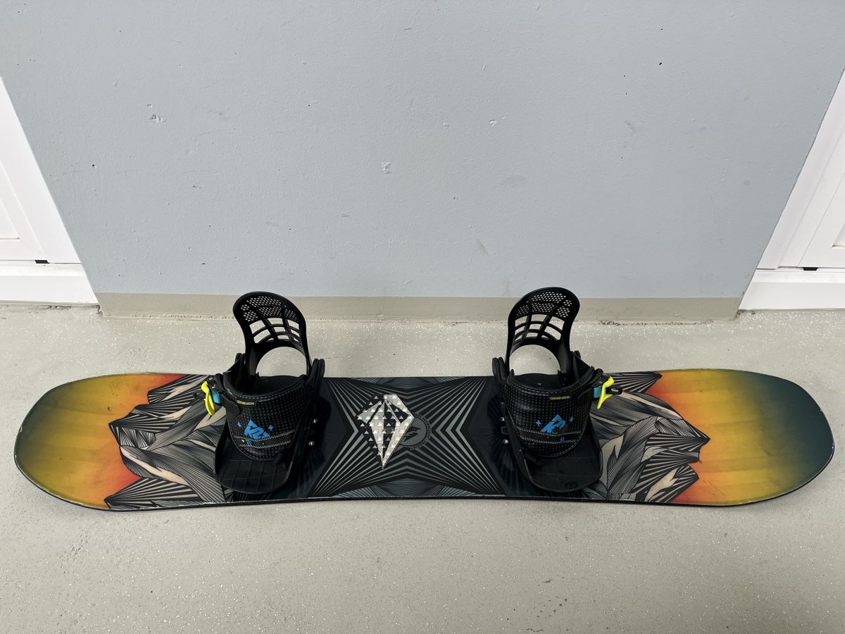 Jones Board: Top Jones Snowboard 115cm inkl. Bindung – Usato da Horgen venduto da pupcia01 2