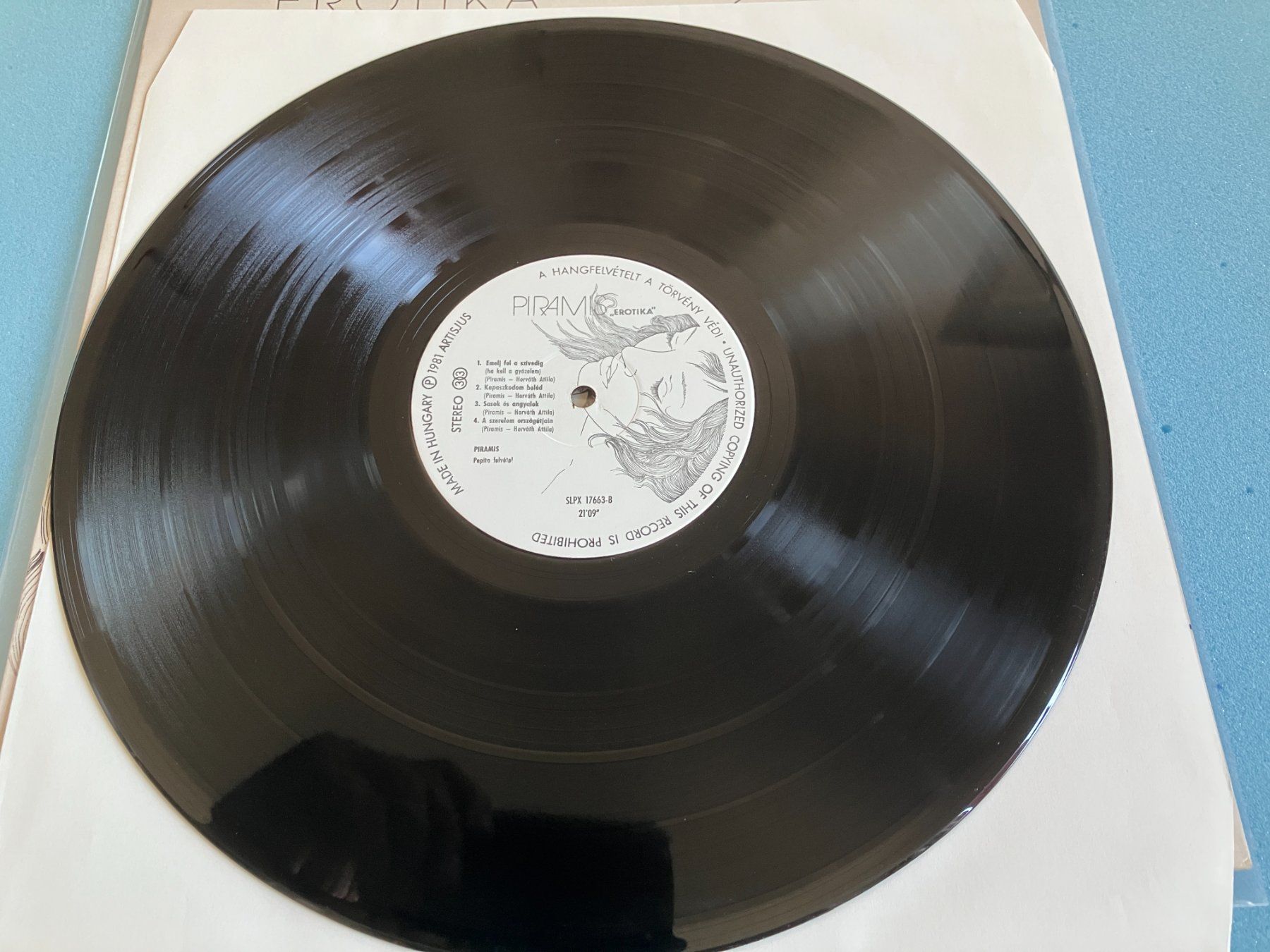 Schallplatten: PIRAMIS – Gebraucht aus Aarwangen von Jukebox3 6