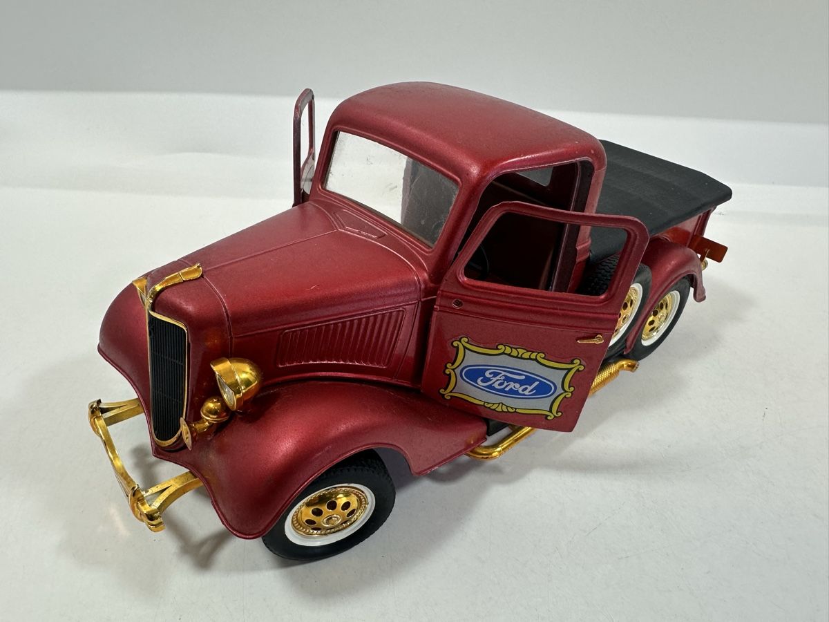 Solido Modellini d'auto: 1936 Ford V8 Pickup 1:18, mattrot, SOLIDO – Usato da Zofingen venduto da rf9_x2xt 8