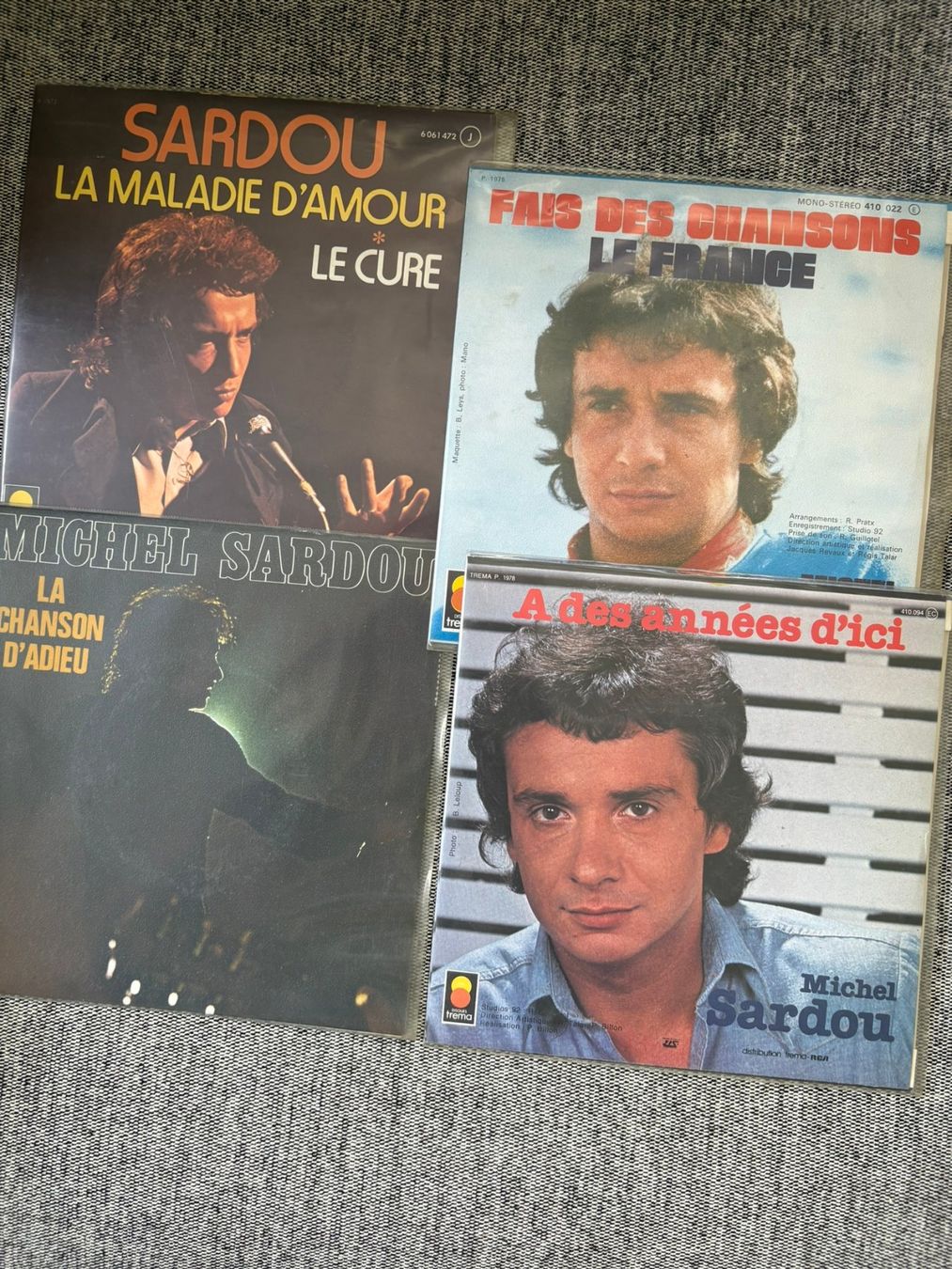 Schallplatten: 4xMichel Sardou Singles – Gebraucht aus Zofingen von Bigron