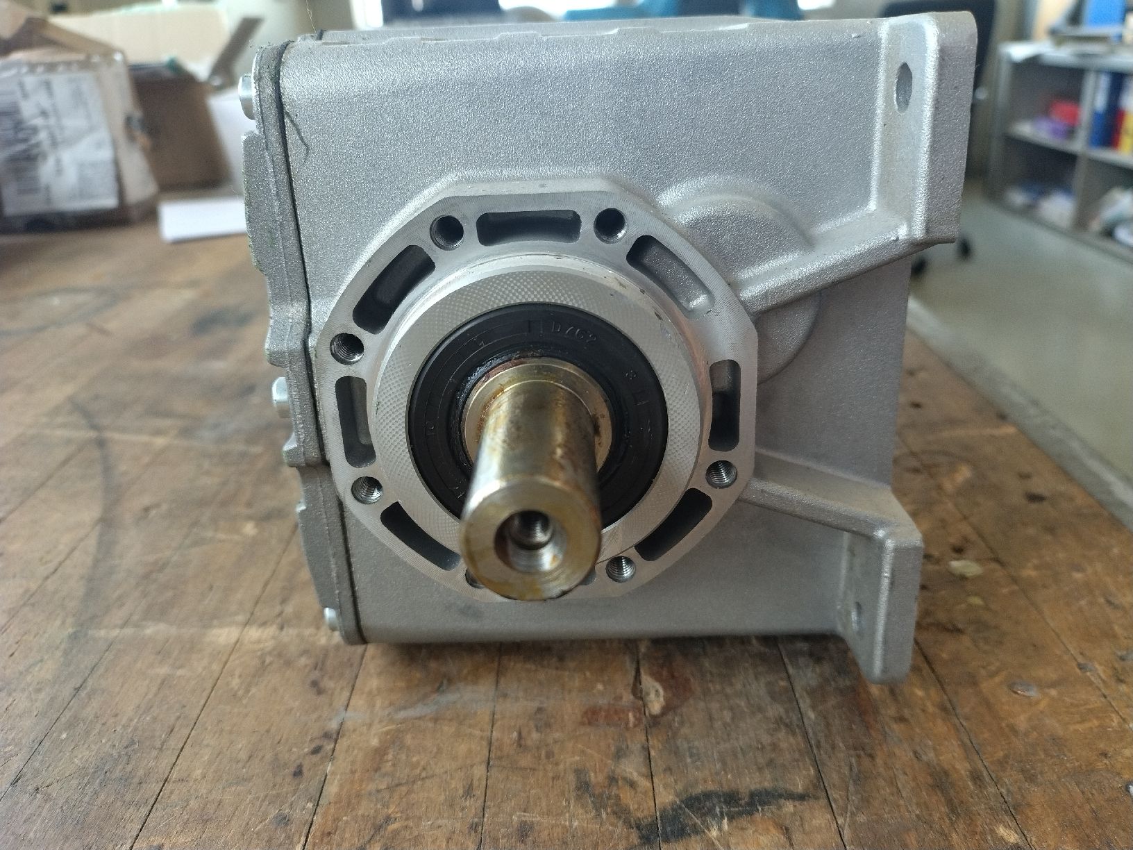 Motoren: Getriebemotor  – Neu und originalverpackt aus Brüttisellen von Grorbas 2