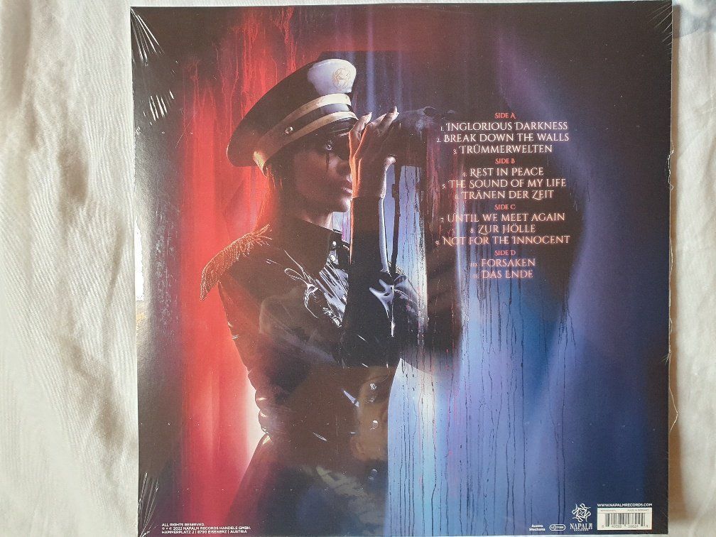 Dischi in vinile: Crematory: Inglorious Darkness – Nuovo e nell'imballaggio originale da Brittnau venduto da Zibu 1