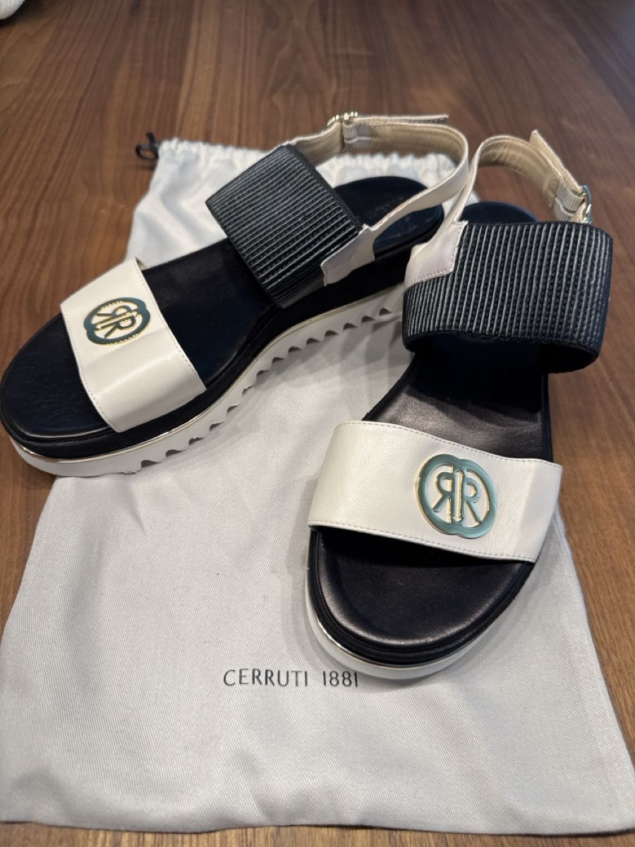 Scarpe da donna: Cerruti 1881 Sandalen Gr.40 – Nuovo (secondo la descrizione) da Kilchberg ZH venduto da Mskb