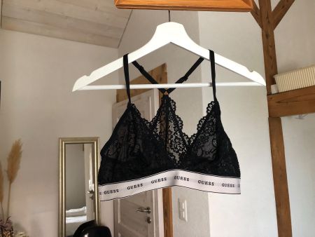 Brassière Racerback BH Bralette Guess noir dentelle M
