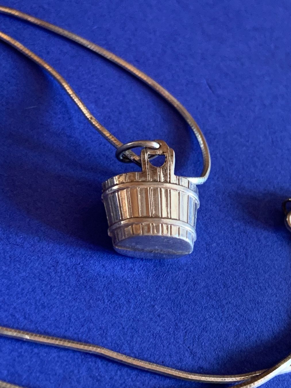 Catenine: Schlangenkette Zuber/Milchkännli – Usato da Laufen venduto da Bellavitaboom 2