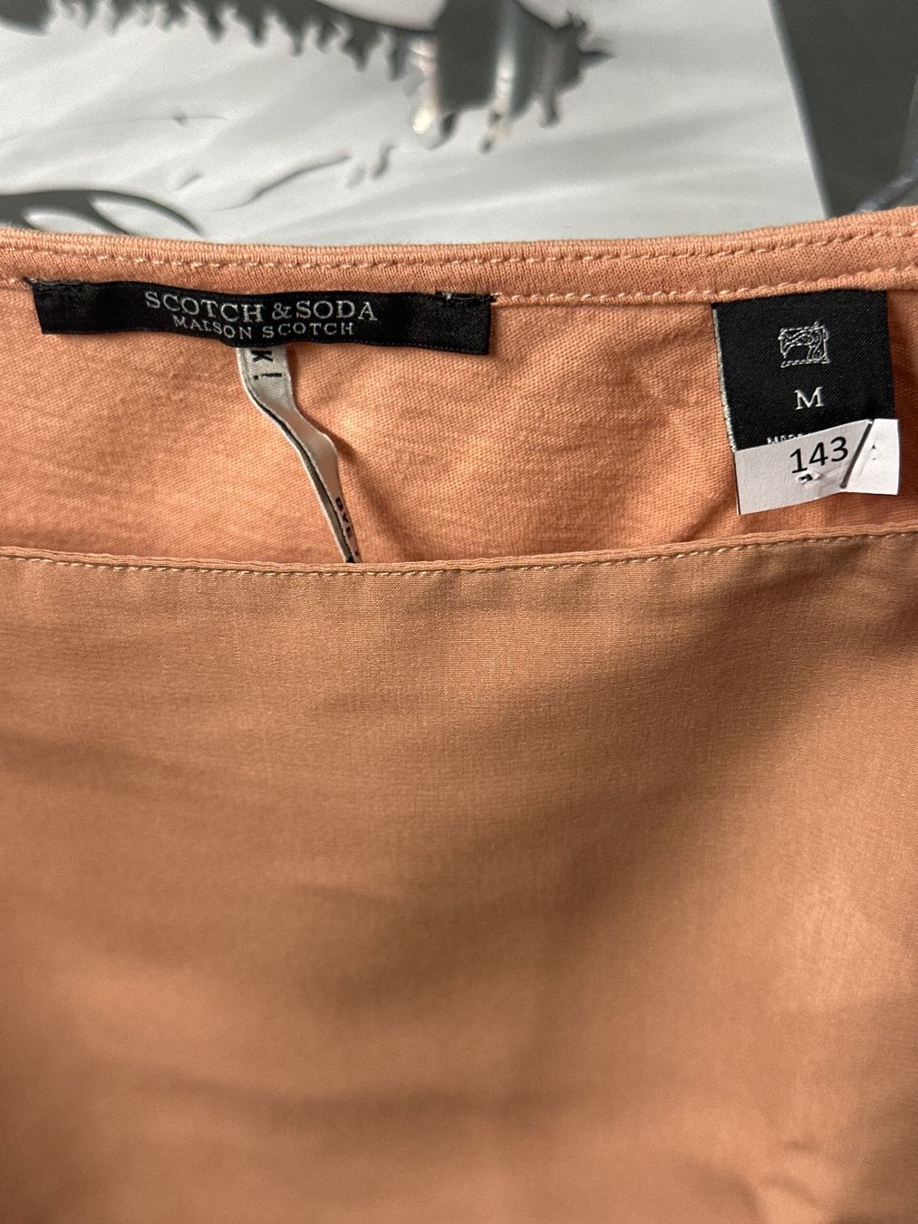Tops: Top der Marke Scotch & Soda Grösse M – Gebraucht aus Bettwiesen von Relux1 2