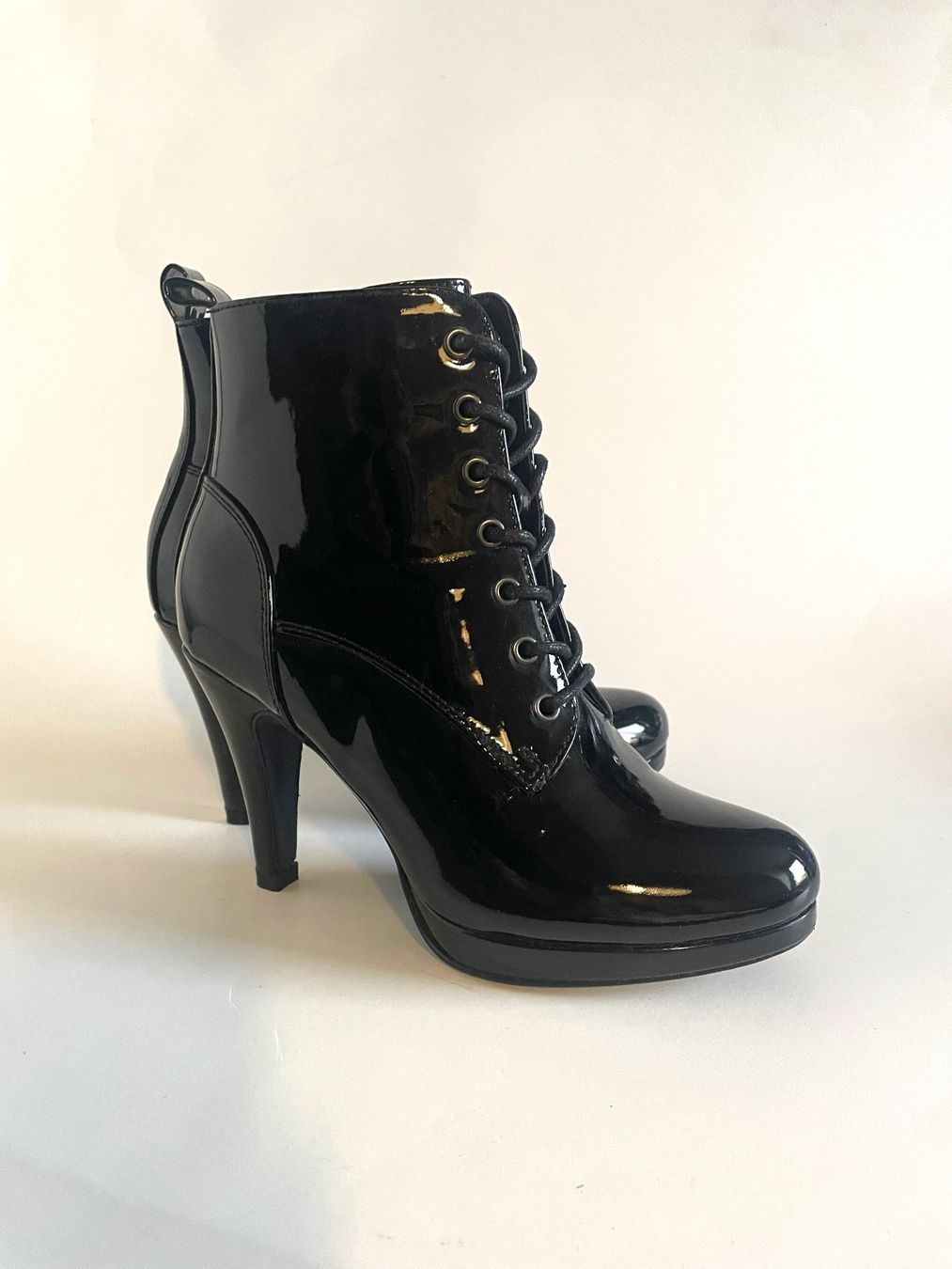 Anna Field Scarpe da donna: Plateau Lack Stiefeletten, Gr.37 – Nuovo (secondo la descrizione) da Zürich venduto da Caro55 1