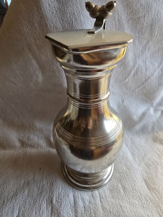 Sigg Feinzinn Weinkanne Krug mit Eichel-Deckelmotiv (D'occasion) à ...