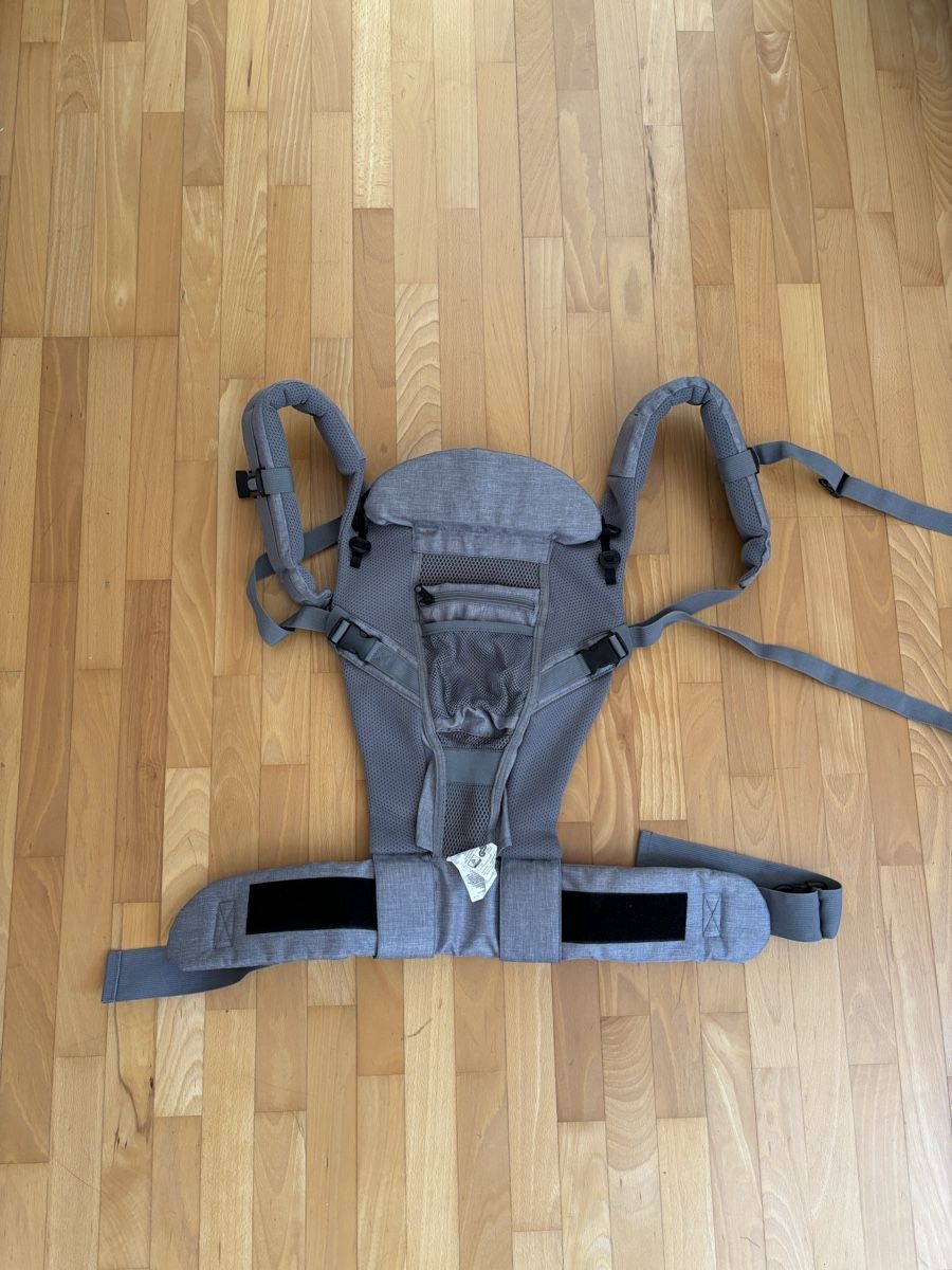Porte-bébés ventraux & dorsaux: Babytrage neu – Neuf (Voir description) à Chur par Schmuckesteine