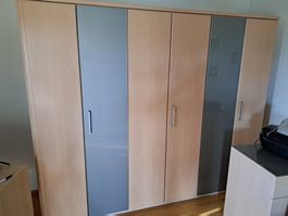 Schlafzimmermöbel von Schubiger