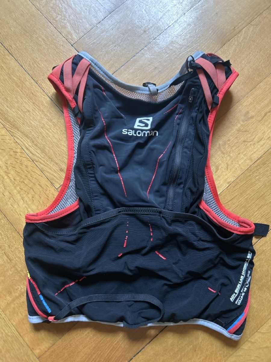 Gilets & Westen: Salomon Active Skin Running Vest - Hydration Pack - Medium – Gebraucht aus Lausanne von dre_th8k 2