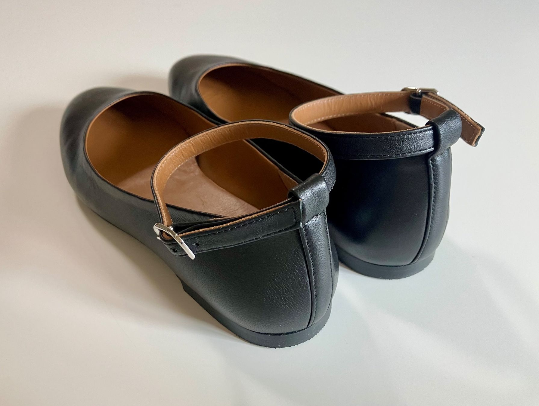 Scarpe da donna: Riemchen-Ballerinas aus Leder - neu – Nuovo e nell'imballaggio originale da Zürich venduto da cyberbliss 2
