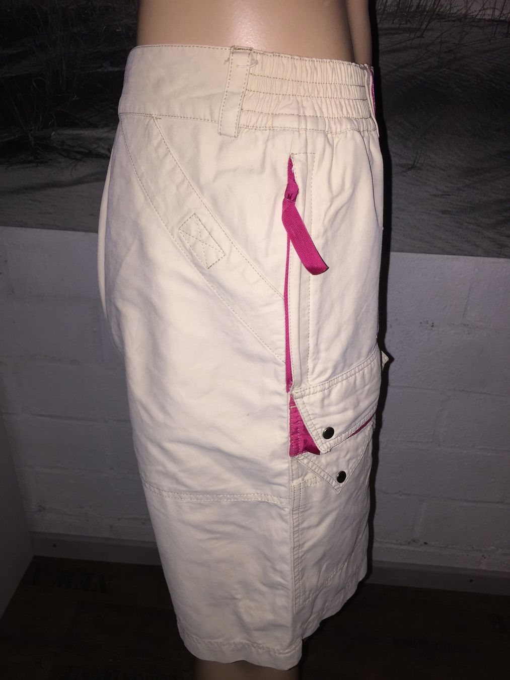 Pantaloni: Bermuda DEGRE 7    Taille/ Grosse L – Usato da Cossonay-ville venduto da Super-Price-Quality 3