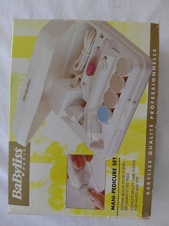 Manicure: A vendre coffret pedicure manicure – Usato da Pully venduto da mbi_j6tk 4