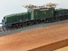 Locomotive.  HO