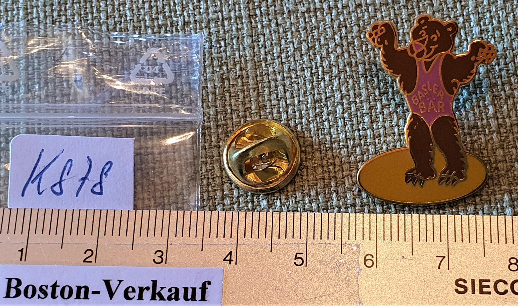 Placchette & Badge: K878 - Pin  Basel Basler BÄR – Usato da Reinach BL venduto da Boston-Verkauf 1