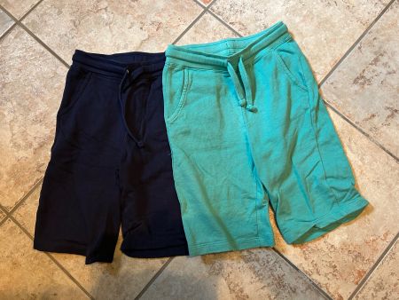 Hose kurz, Gr. 122/128, 2 Paar