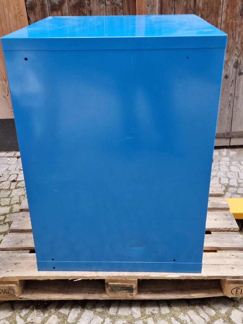 Lista Armadi: Lista Schubladenstock blau – Usato da Felsberg venduto da Springer5 1