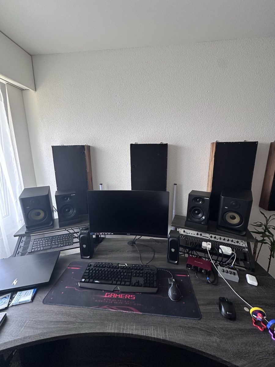Strumenti musicali: Musikstudio Bundle – Nuovo (secondo la descrizione) da St. Gallen venduto da son_dm9n