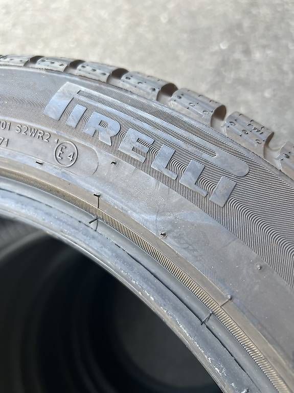 Pneumatici & Ruote complete: 215/50/17 Pirelli Winterreifen  – Usato da Frasnacht venduto da nobloff 3