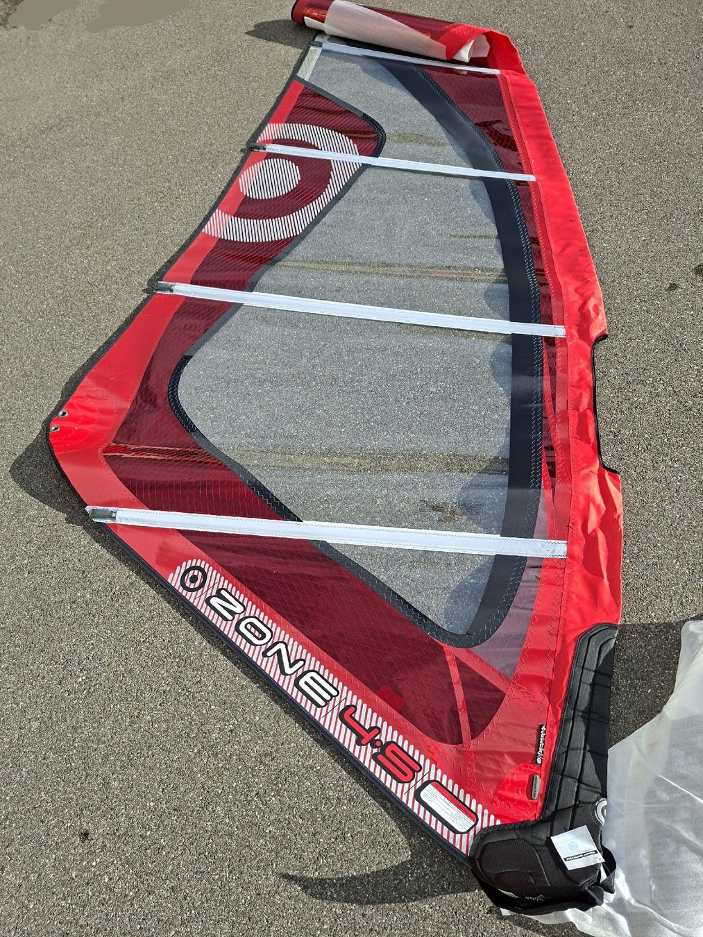 Surf: Neilpryde Segel 4.5m Zone Neu! – Nuovo e nell'imballaggio originale da Fällanden venduto da Nmustang 4