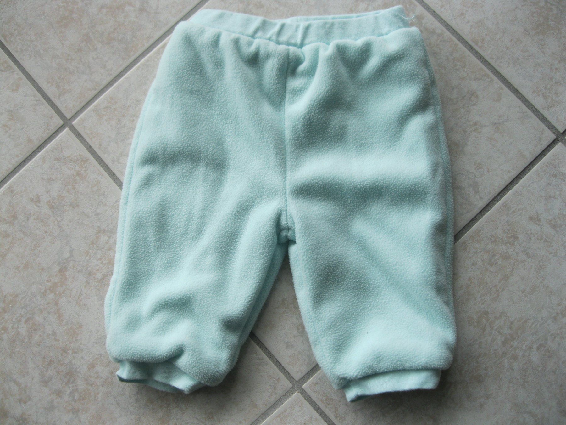 Lotti & Set di vestiti: ensemble veste/pantalon taille 68 – Usato da vouvry venduto da -tivoli- 2