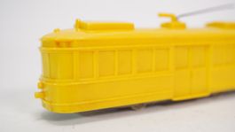 e52 Wiking Tram gelb unverglast Nadelachser