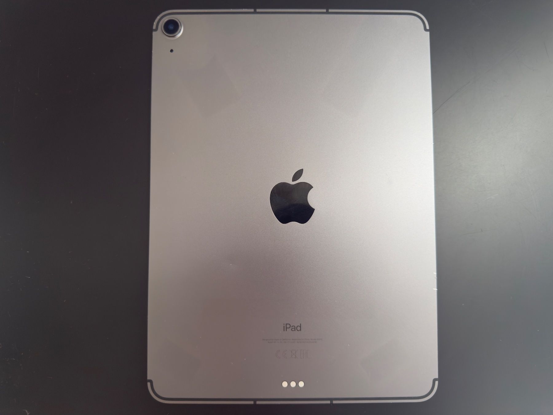 Apple Tablettes PC: Apple iPad Air, SpaceGrey, Cellular, Problem mit Akku – D'occasion à Wettingen par Jasper73 1