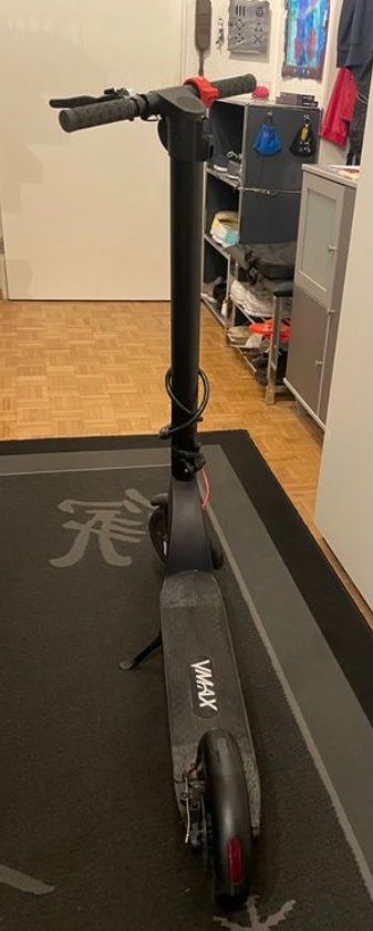 VMAX Kickboard: Toller gut erhaltener VMAX E-Scooter – Usato da Mirchel venduto da Lechrim 1