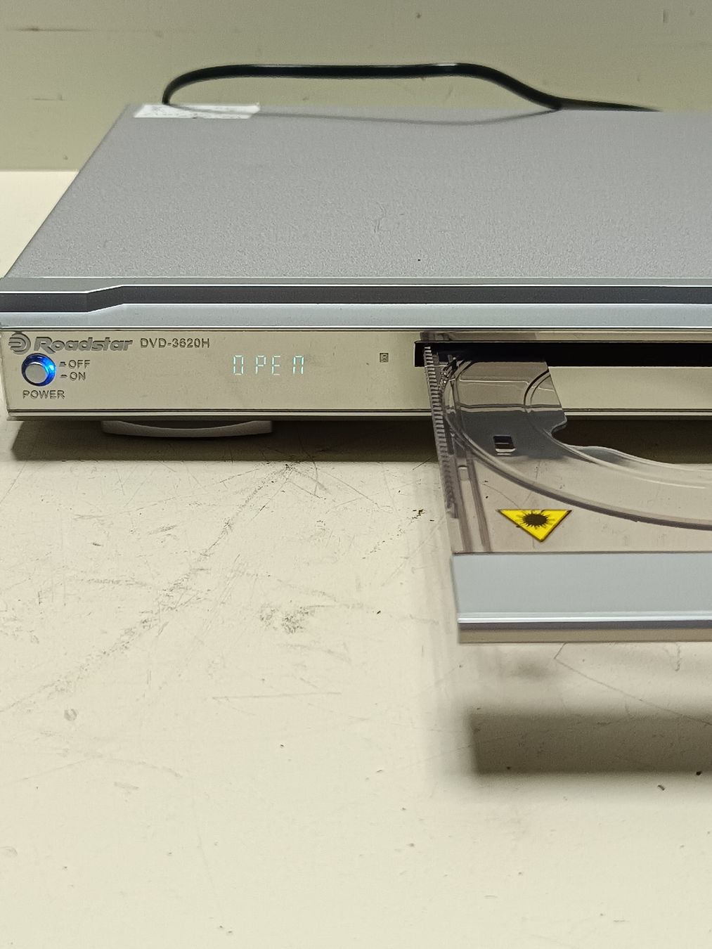 Sistemi audio & multimediali: Roadstar DVD-3620H Player - (em67) – Usato da Künten venduto da Schnaepplihuus 1