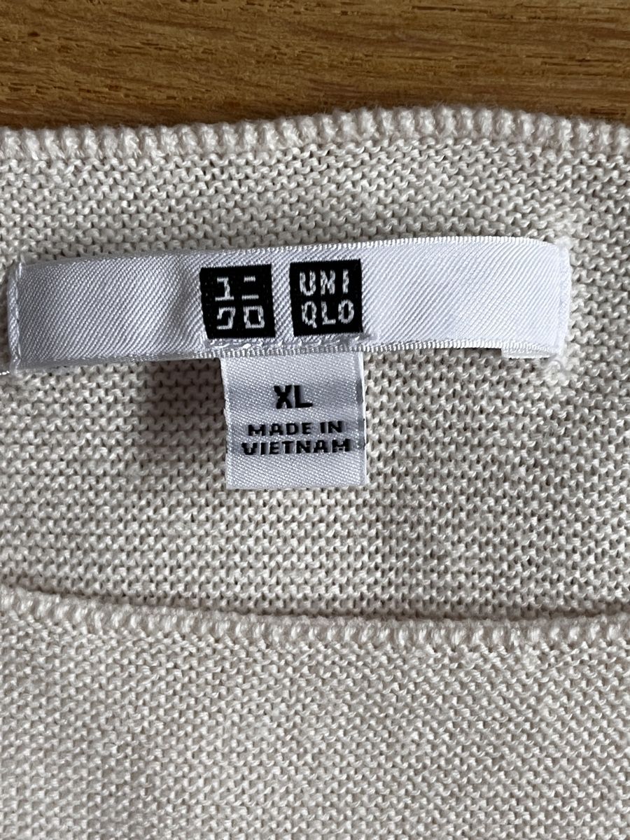 Maglioni & Felpe: Uniqlo Baumwollpullover, Grösse XL – Usato da Zürich venduto da Kleanthy 2
