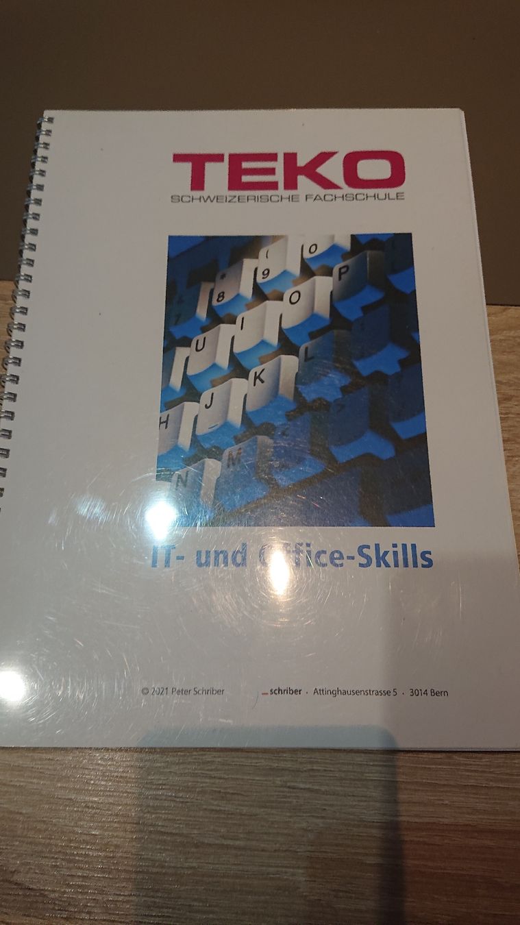 Libri: TEKO Lehrmittel IT- und Office-Skills – Usato da Madiswil venduto da Sandraho