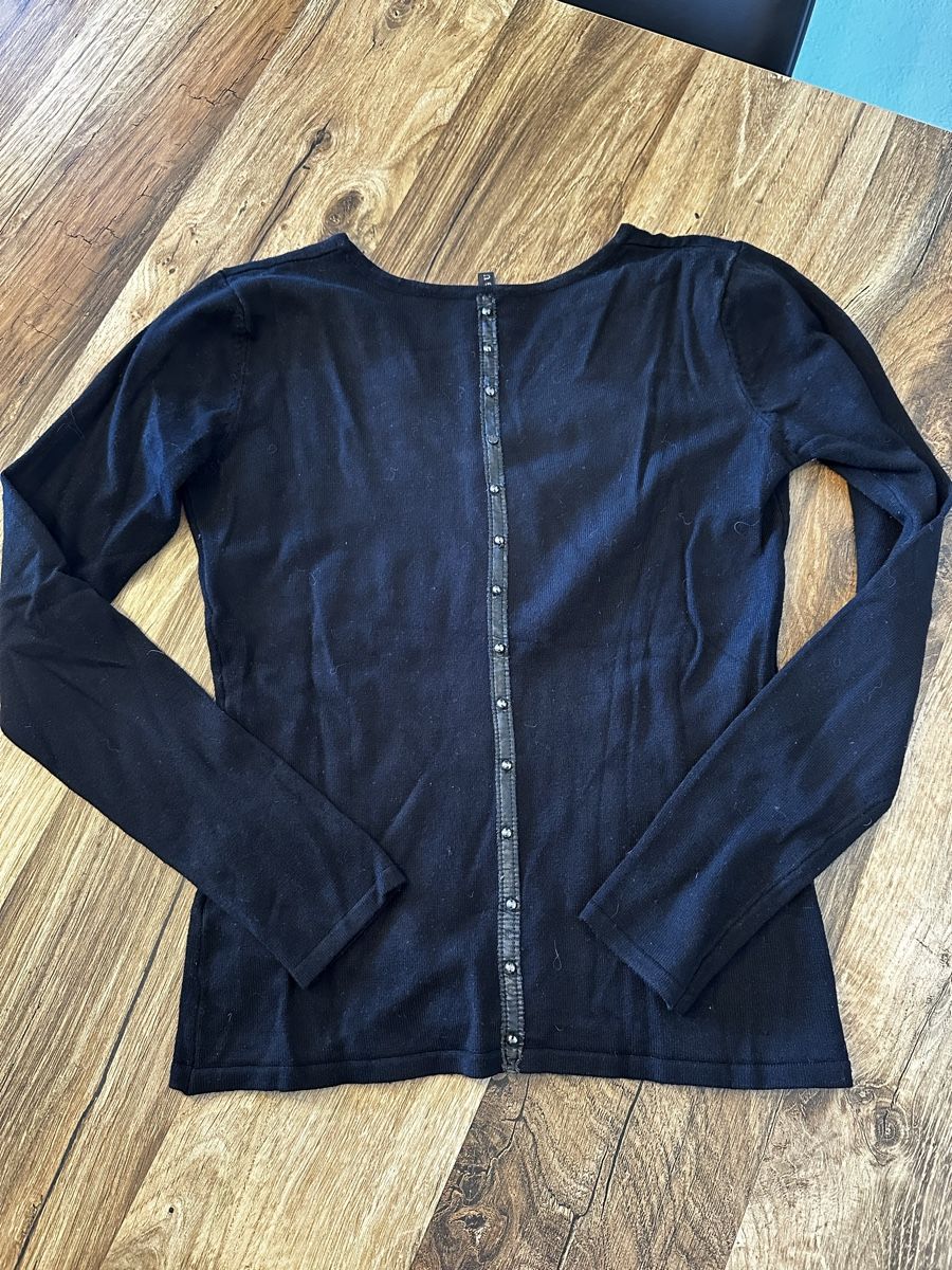Guess Maglioni & Felpe: Schwarzer Langarmpulli von Guess, Gr. S – Usato da Siebnen venduto da luana_cataleya 4