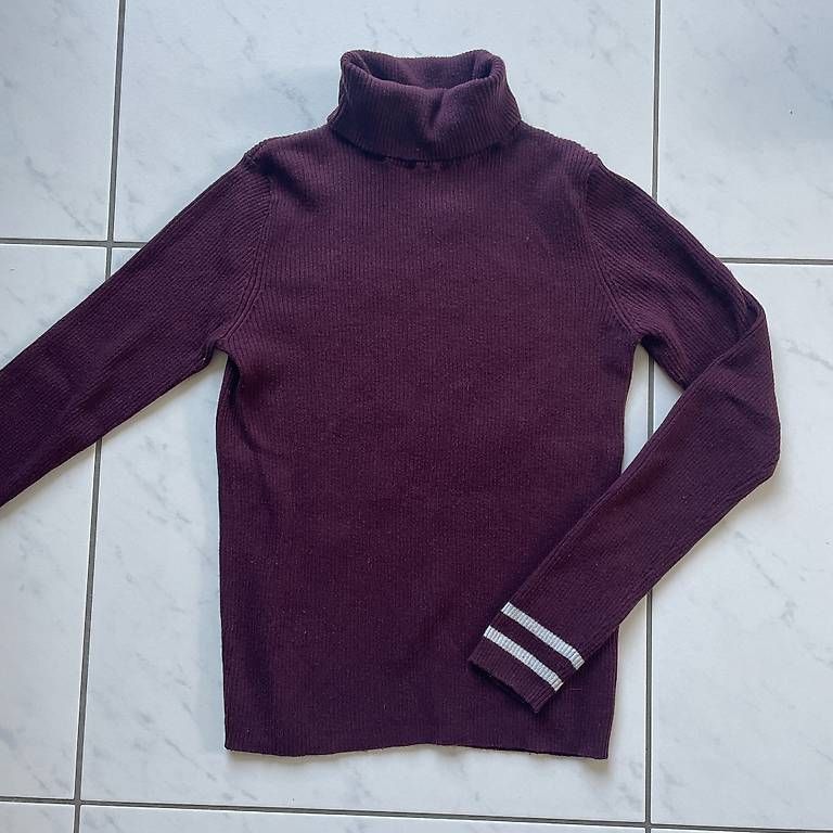 Pullover & Sweatshirts: Rollkragenpullover  – Gebraucht aus Itingen von alexasoldie