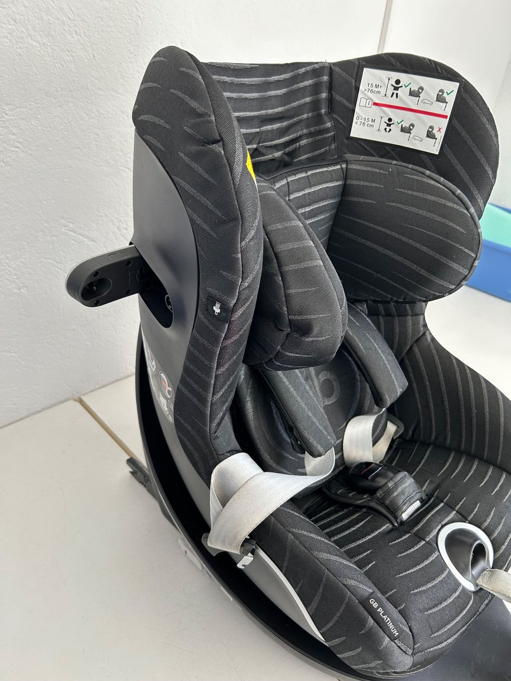 Seggiolini per auto: Babysitz - Schwarz, Top Zustand – Usato da Rechthalten venduto da and_vjy2 1