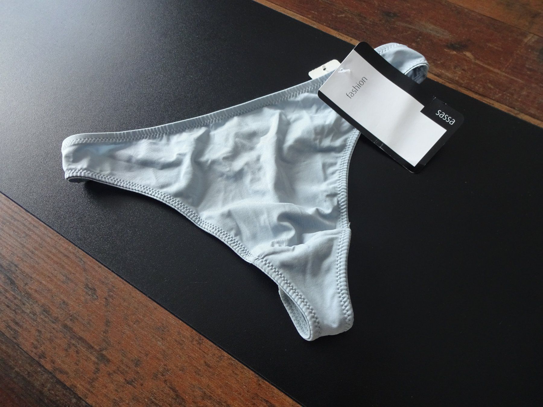 Altra biancheria intima: Schöner String-Fashion/Sassa – Nuovo (secondo la descrizione) da Rothrist venduto da Mistery1