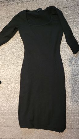 Robe moulante sisley noir 