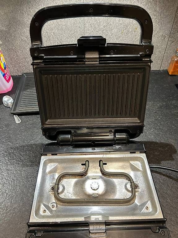 Elettrodomestici da cucina: Tefal Snack Collection  Waffel + Panini, gebraucht – Usato da Gümligen venduto da ESCreativwork 1