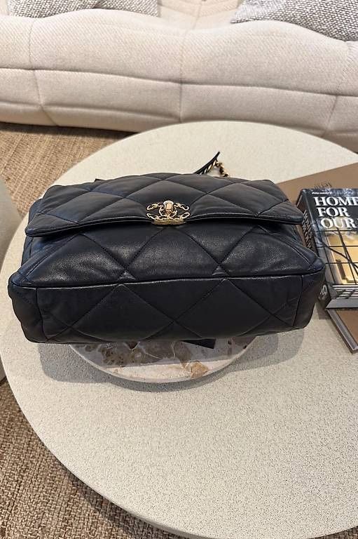 Chanel Borse: CHANEL 19 TASCHE BLACK, LARGE – Nuovo (secondo la descrizione) da Schwyz venduto da bofb 5
