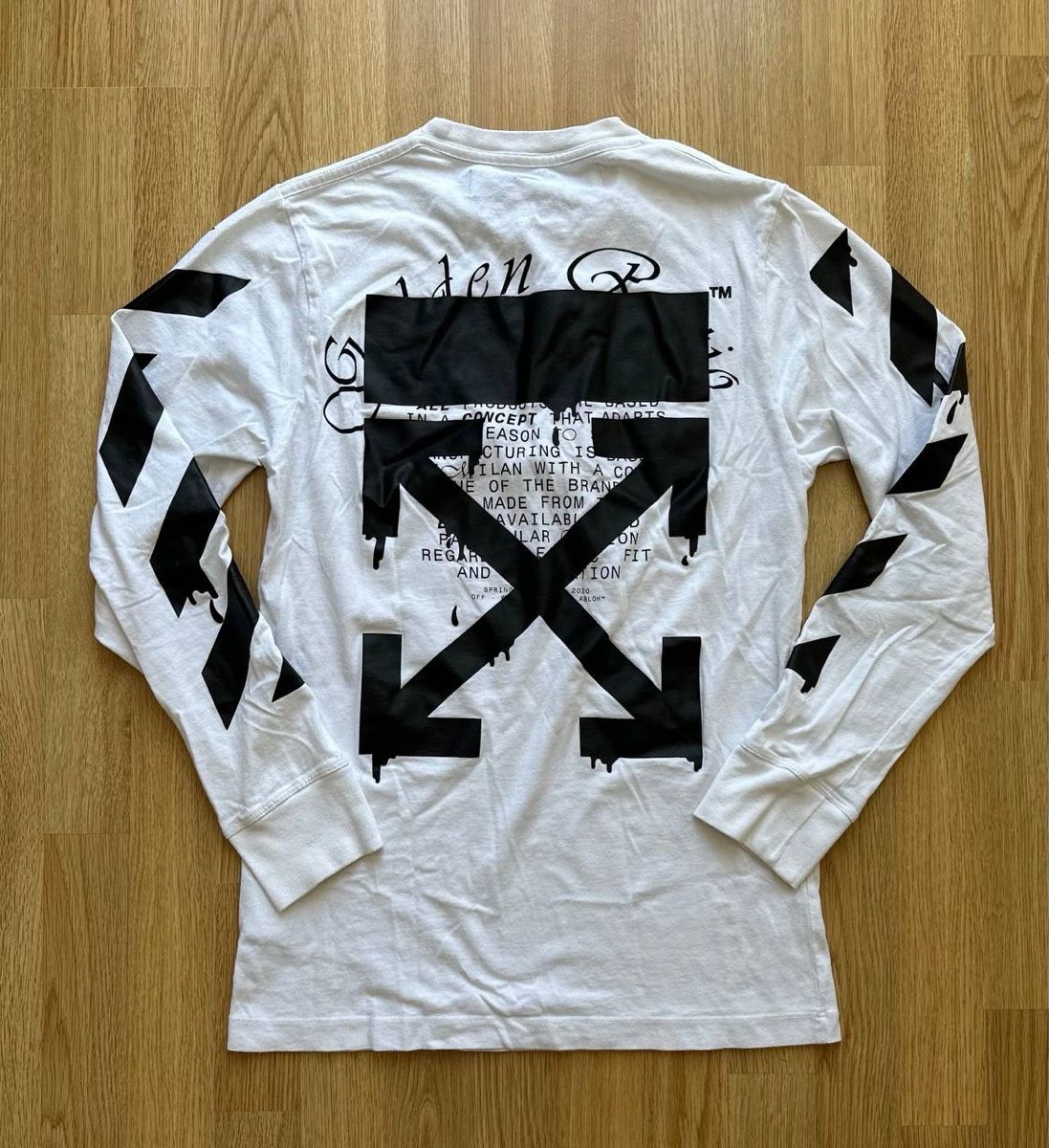 Off-White T-Shirts: Off white Longslive  – Gebraucht aus Pfäffikon ZH von Nataliia. 1