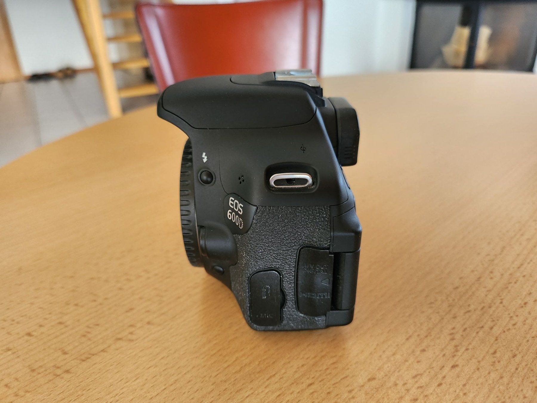 Canon Appareil photo: Canon EOS 600D Body – D'occasion à Boussens par MWo72 5
