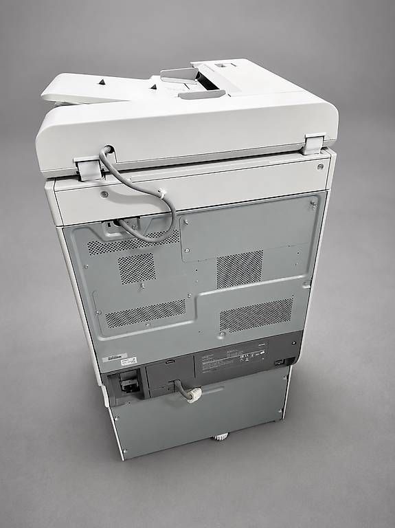 Stampanti: Xerox VersaLink C7020 A3 Farb-Multifunktionsdrucker. – Usato da Neuenhof venduto da Vito.indelicato 3