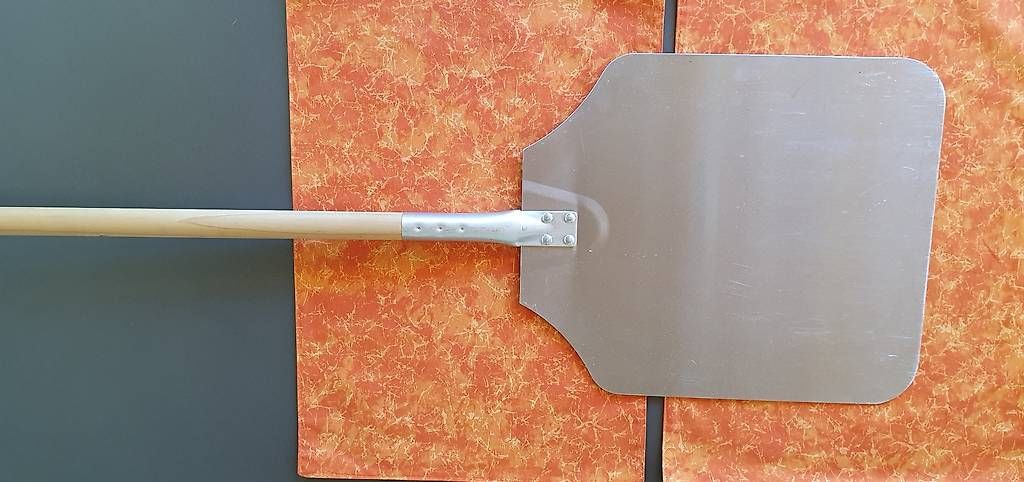 Küchengeräte: Pizzaschaufel neu – Gebraucht aus Obfelden von Andigabler