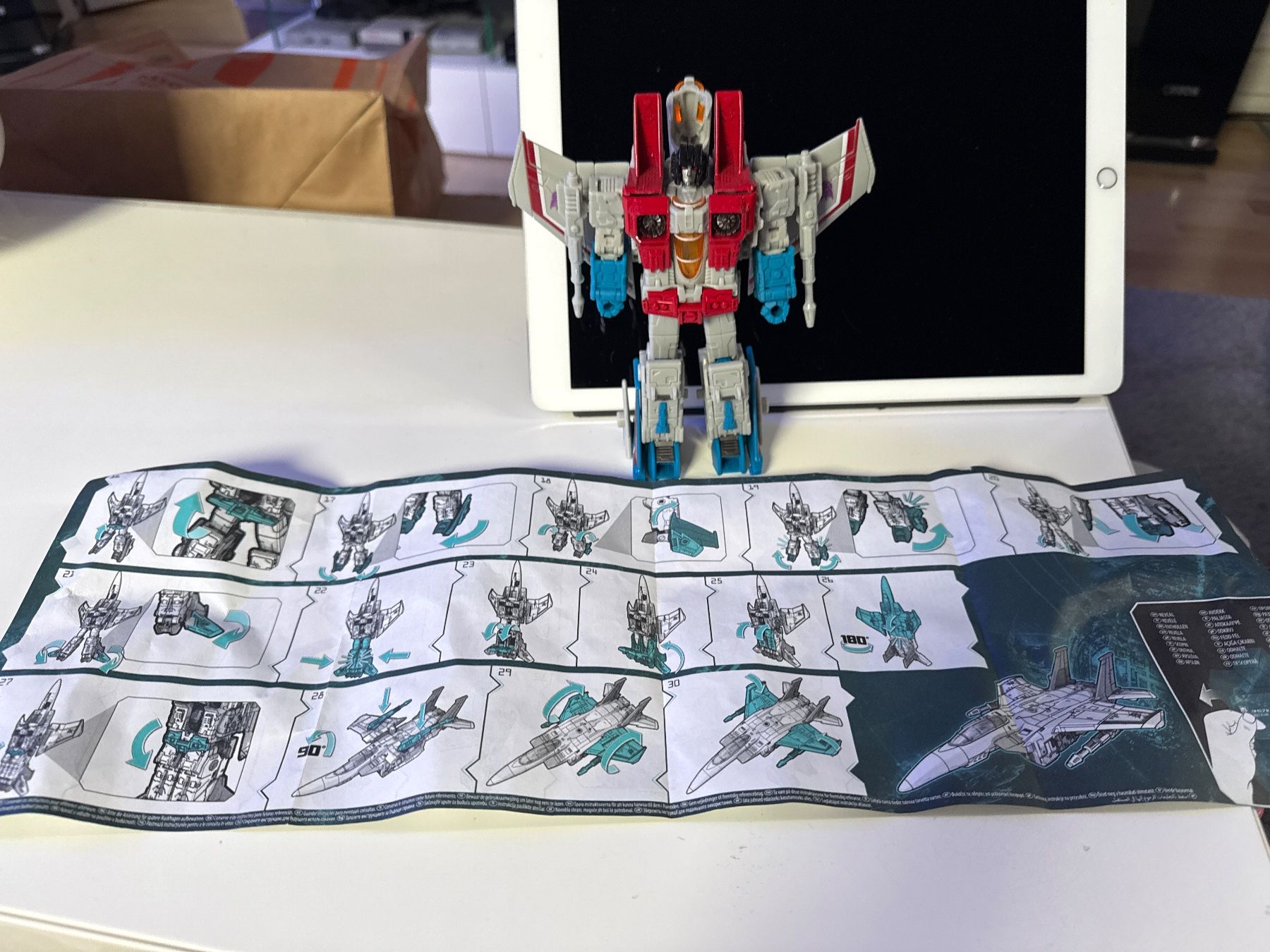 Hasbro Giocattoli: Transformers Earthrise Starscream Hasbro – Usato da Allschwil venduto da meeresperle 2