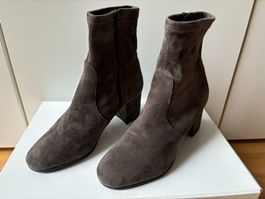 Wildleder Stiefeletten von Globus
