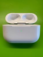 Apple AirPods Pro 2 charging case (A2700).