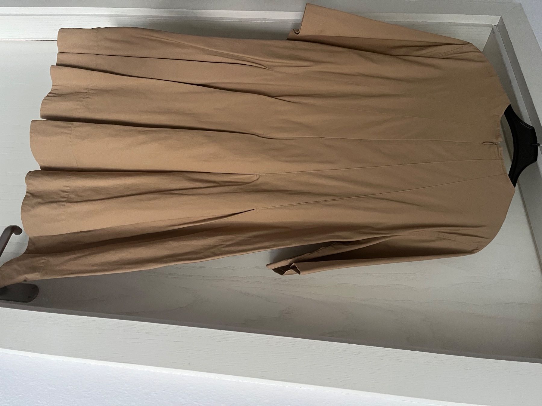Cos Kleider: Robe COS camel 34 – Gebraucht aus Neuchâtel von Code001 1