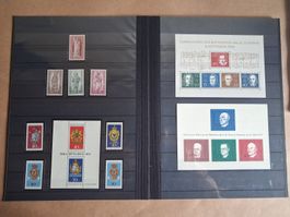 Deutsche Bundespost : Blöcke + Briefmarken Postfrisch