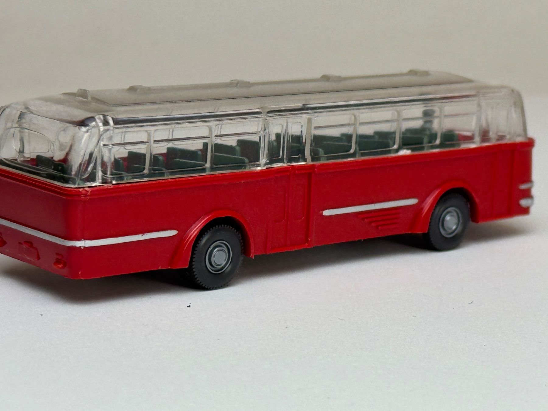 Wiking Modellini d'auto: GB3- Wiking Büssing Trambus rot Chassis silbern – Usato da Elm venduto da Wikmtz 1