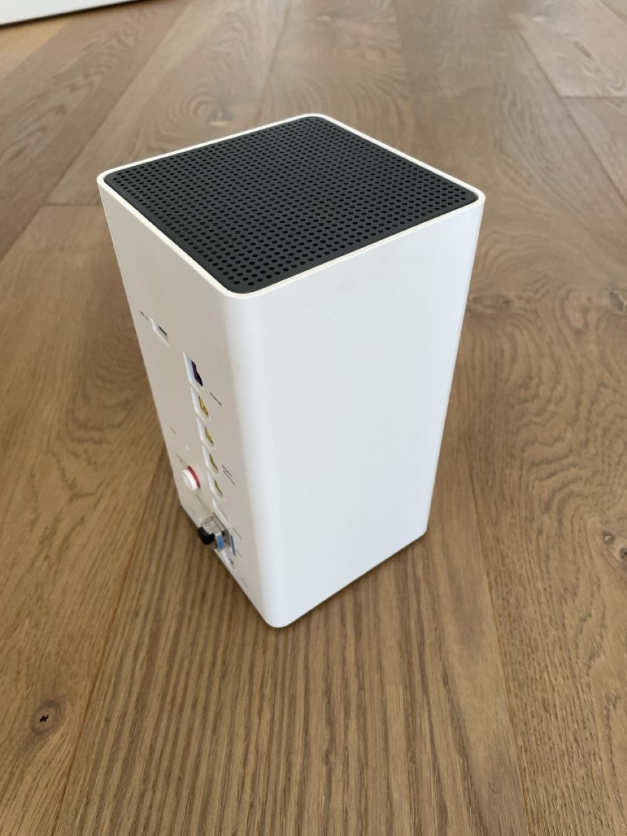 Swisscom Modems & Router: Swisscom Internet-Box 2 good condition – Gebraucht aus Vufflens-Château von 03p_kf9f 2